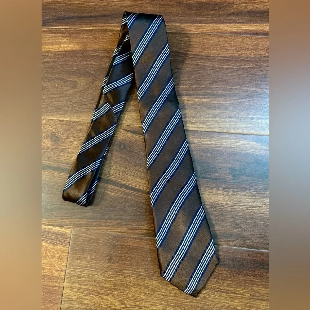 BANANA REPUBLIC 100% Silk Brown Striped Repp Necktie